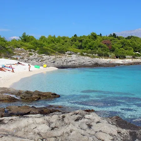 By The Sea Sumartin, Brac - 764 アパート *